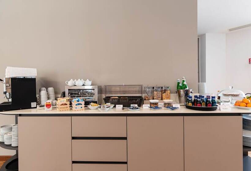 Sestante Marina Motel