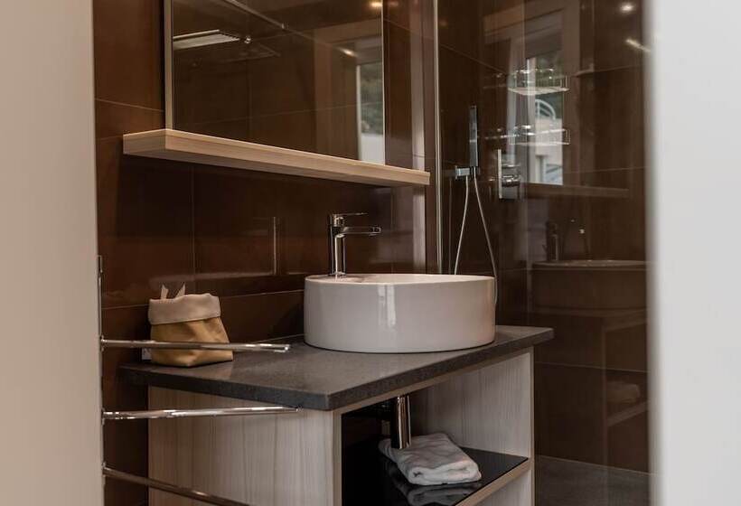 Sestante Marina Motel