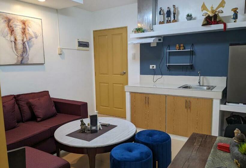 הוסטל 307 Anabelle Residence At Marina Spatial Condominium