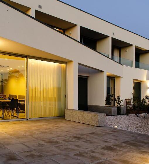 הוסטל Marinhas Bed & Breakfast