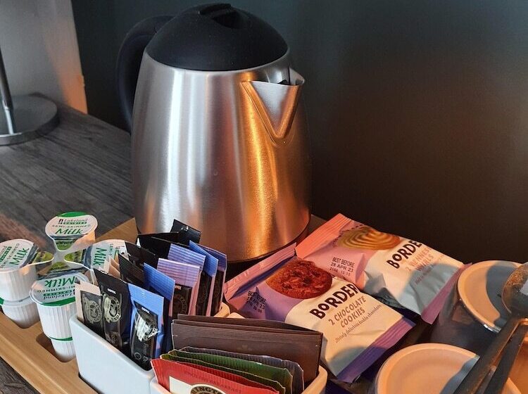 ユースホステル The Coach And Horses