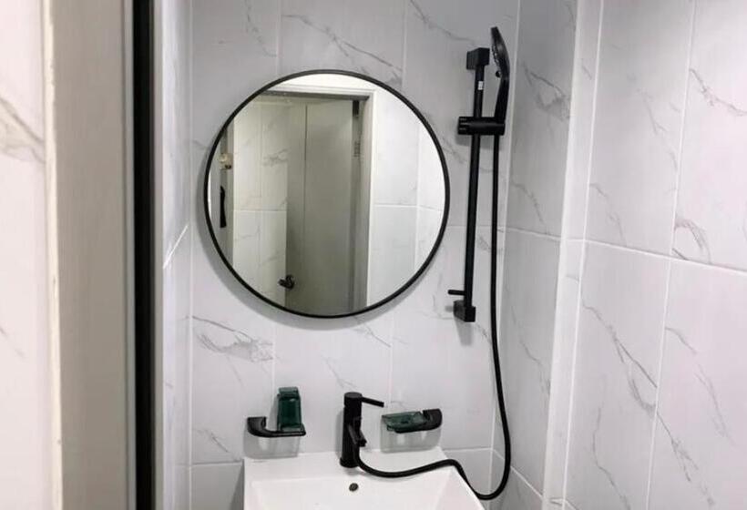 هاستل The Stay Cube House   Female Only