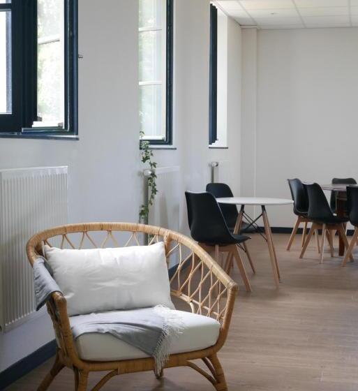 Bed and Breakfast L Auberge Du Campos