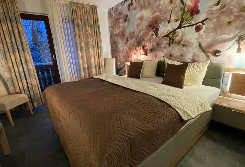 تختخواب و صبحانه Paidion