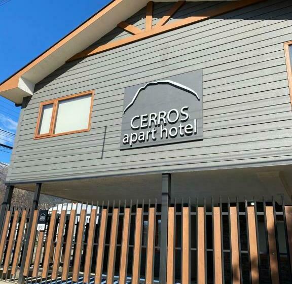 Cerros Apart