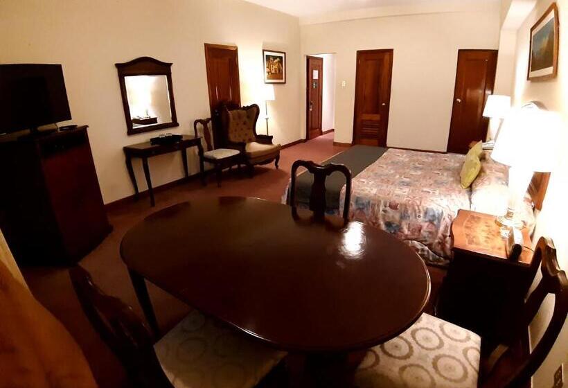 בית מלון כפרי Maury