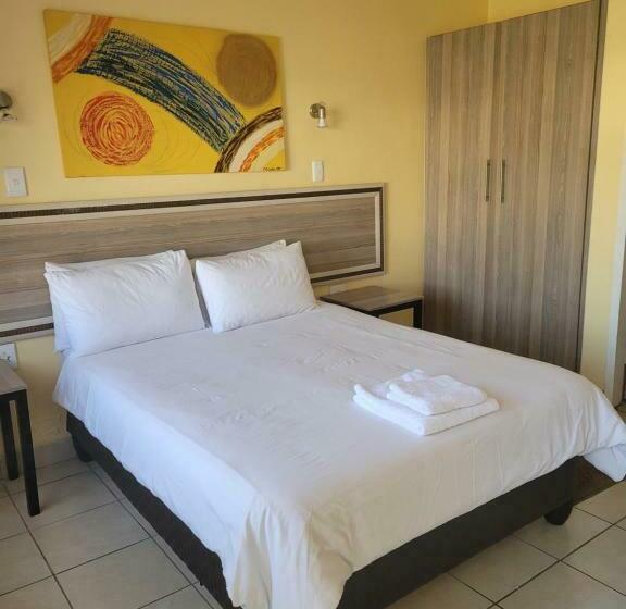 בית מלון כפרי Mogale Royal Gardens