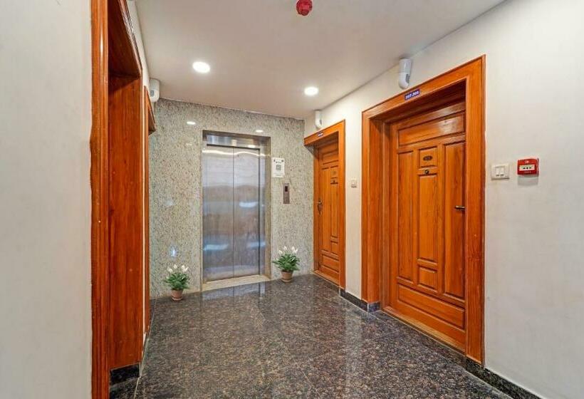 酒店 Oyo 92468 J2 Service Apartment