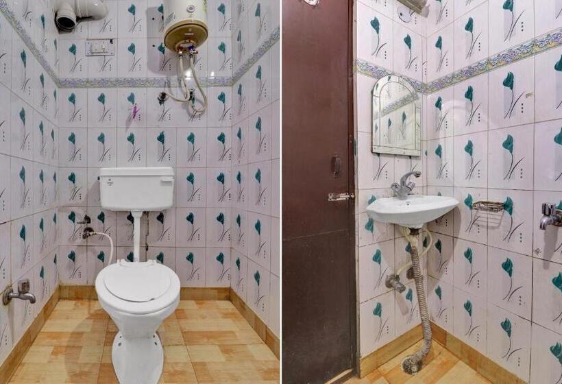 Savitri Hotel Nand Palace