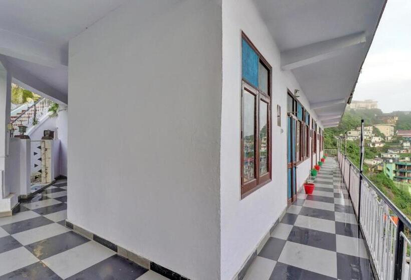 Savitri Hotel Nand Palace