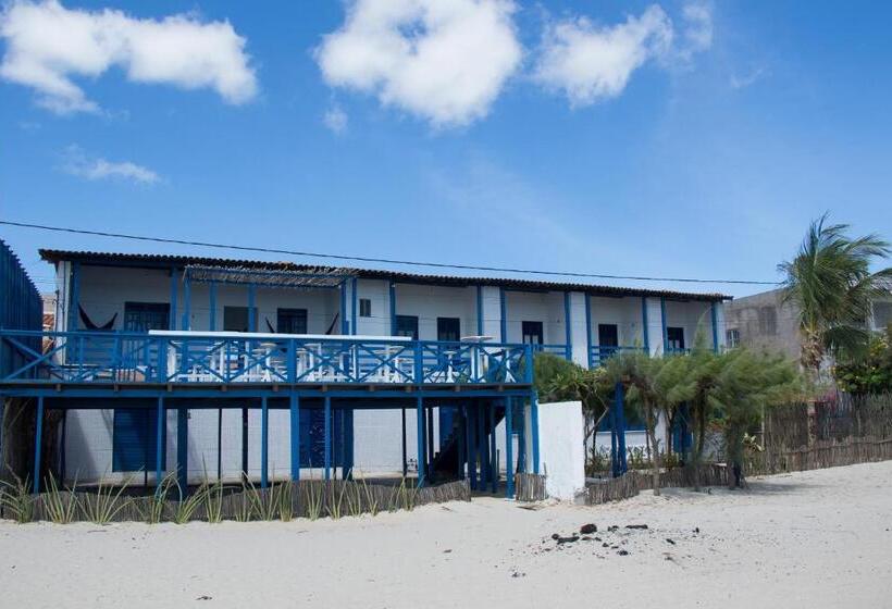 בית מלון כפרי Sunshine Kite Inn