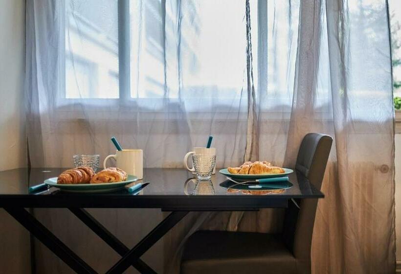 Le Marquis   T1   5 Mins De La Cathédrale