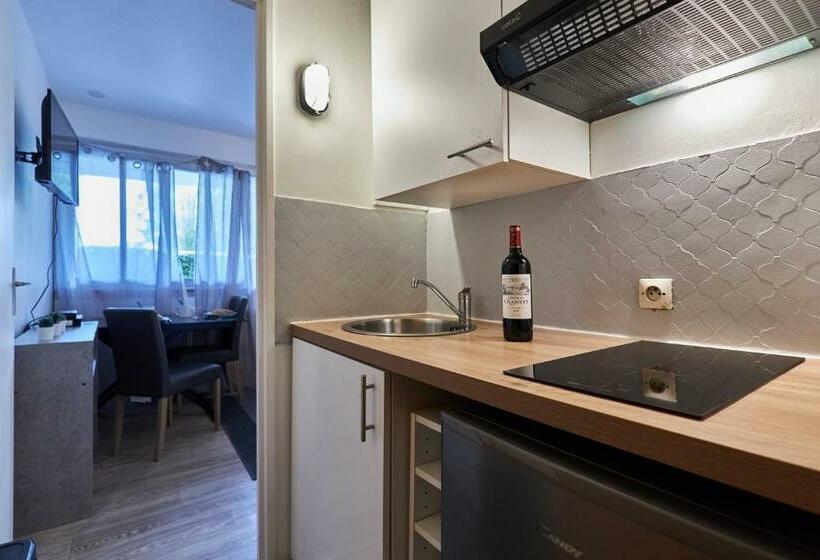 Le Marquis   T1   5 Mins De La Cathédrale