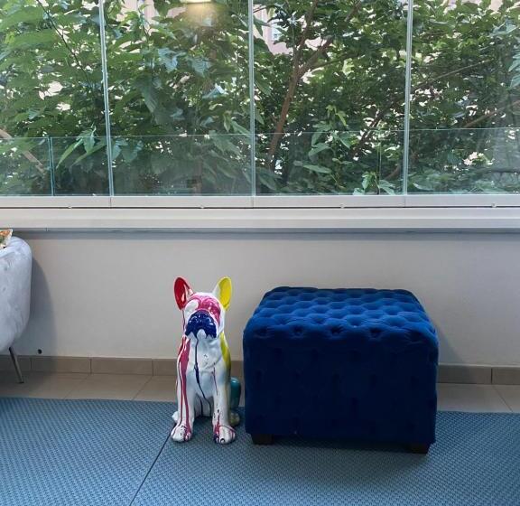 New 3 Bed Apartment Estepona Town With Pool