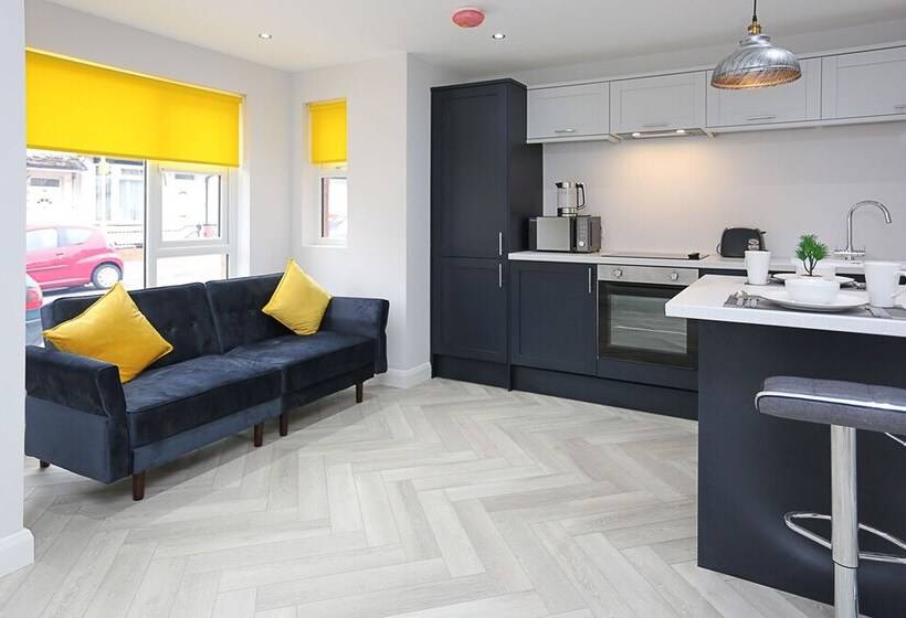 No1 Luxury Service Apartments