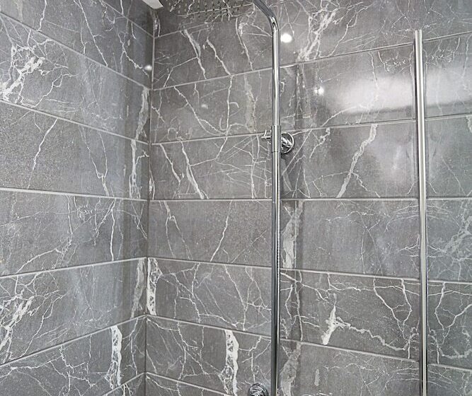 No1 Luxury Service Apartments