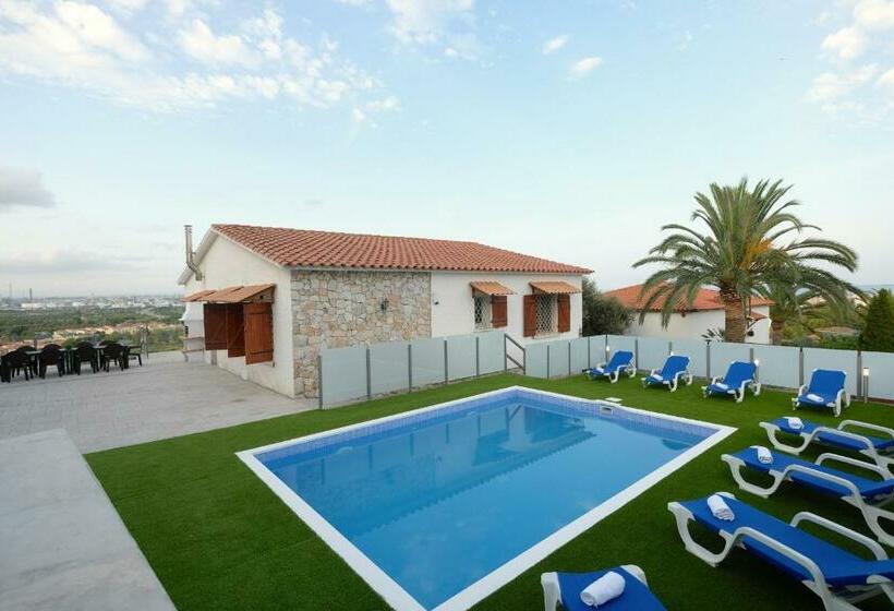 Panoramic Villa Only Families