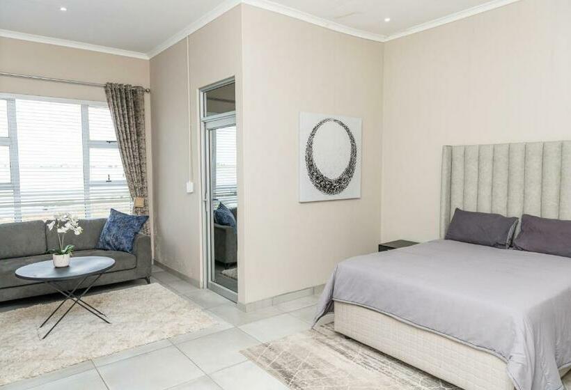 بنسيون 36 Emanzini Villa