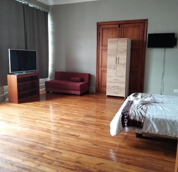 بنسيون Casa Aida Luz