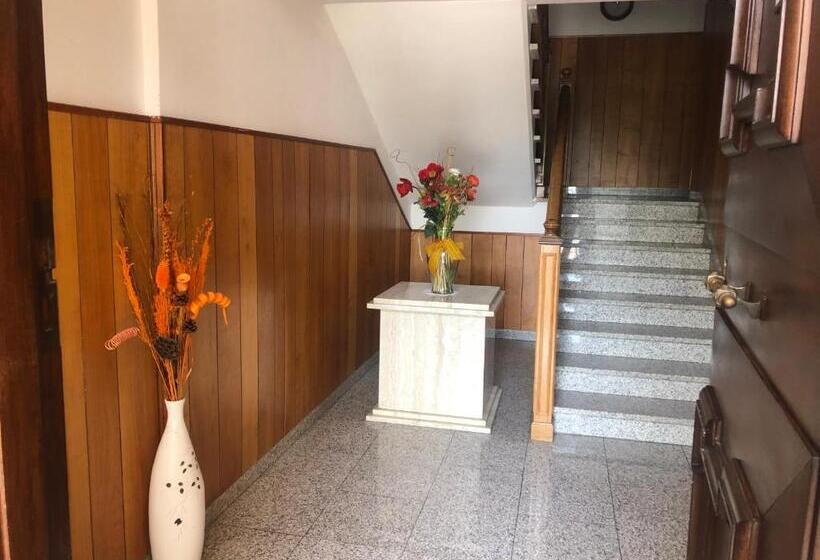 ペンション Le Camere Di Aisa