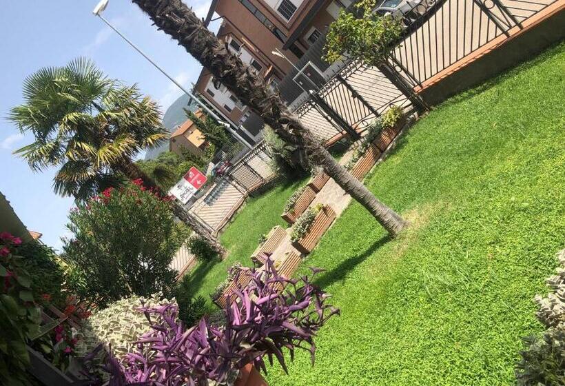 ペンション Le Camere Di Aisa