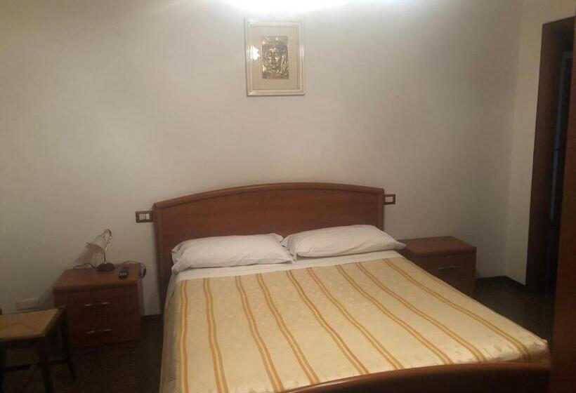 ペンション Le Camere Di Aisa