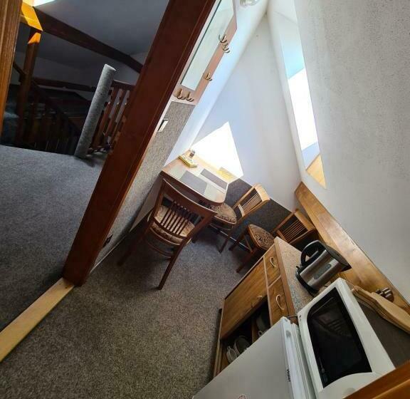 膳宿费 Penzion Hana