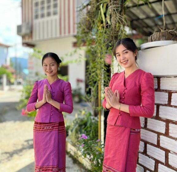 펜션 Queens Mountain View House