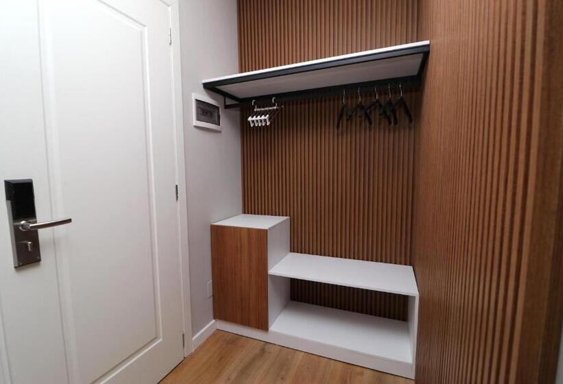 פנסיון Vila Elarad