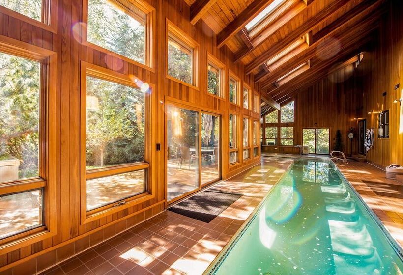 Sunriver By Avantstay Cozy Mountain Home W Indoor Pool And Hot Tub