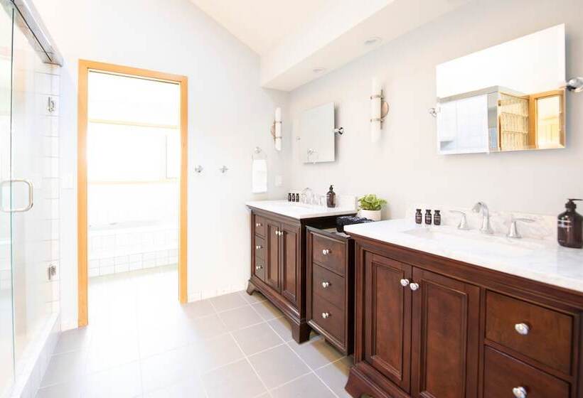 Sunriver By Avantstay Cozy Mountain Home W Indoor Pool And Hot Tub