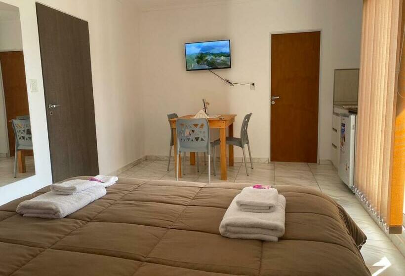 Apart Los Algarrobos