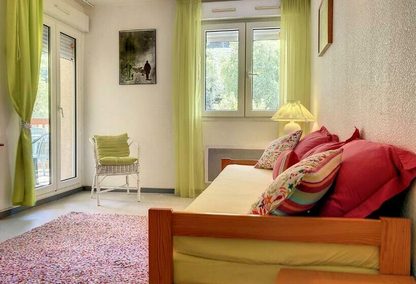 Appartement 20, Avec Balcon, Résidence De L Ars