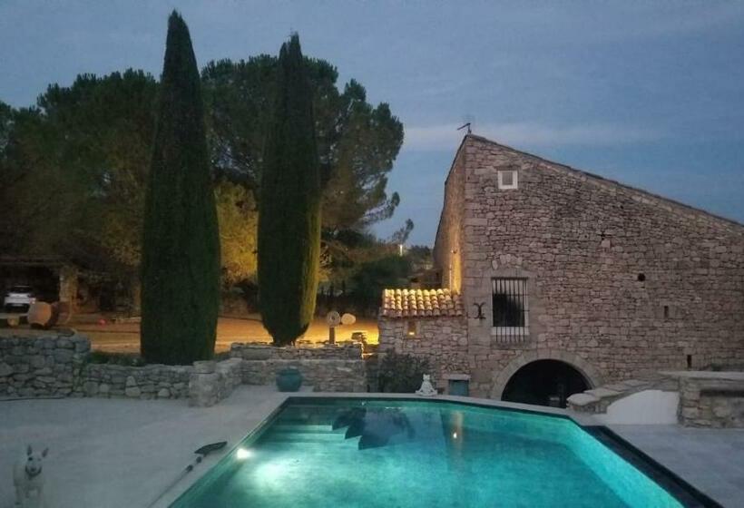 مبيت وإفطار Lou Paradou Luberon