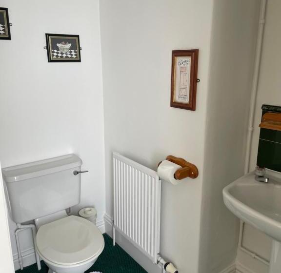 Bed and Breakfast The Penrhos Arms