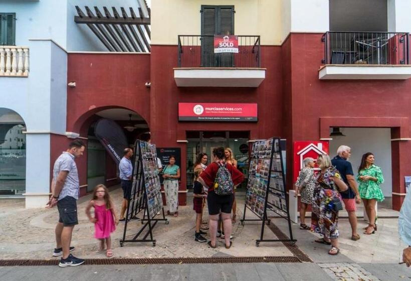 Bright Apartment With Large Terrace   Mo4223lt