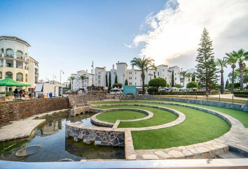 Bright Apartment With Large Terrace   Mo4223lt