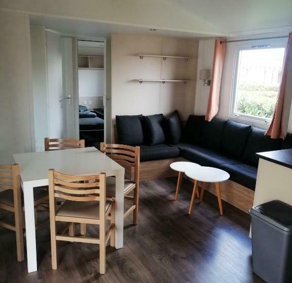 Bungalow De 3 Chambres Avec Piscine Partagee Et Jardin Amenage A Litteau