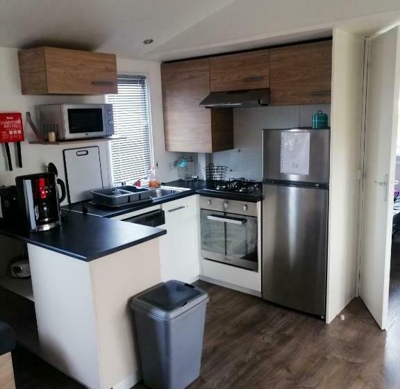 Bungalow De 3 Chambres Avec Piscine Partagee Et Jardin Amenage A Litteau