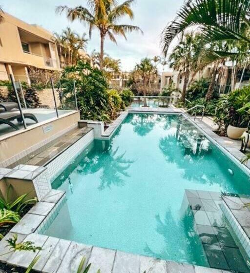 Cabarita Beach 3 Bed Apt Beach Front With Resort Pools & Spa