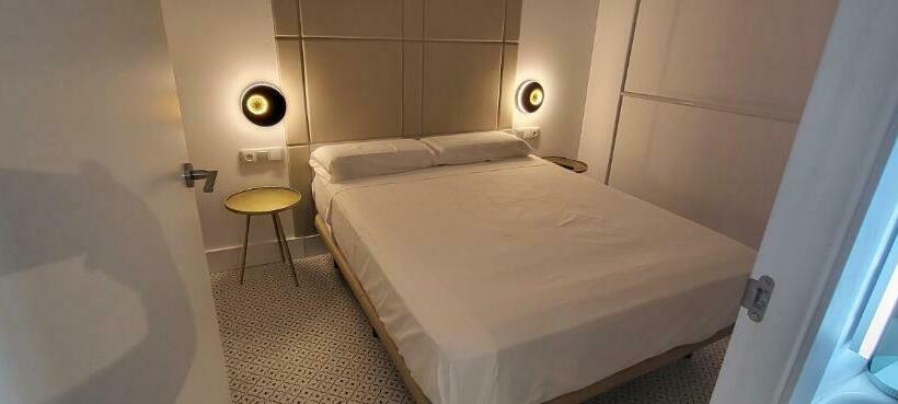 Clavel Luxury Chipiona