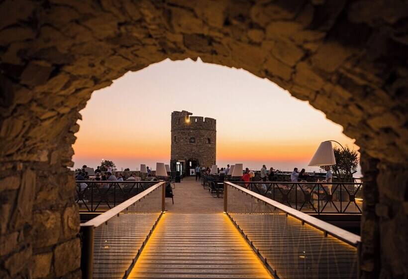 בית מלון כפרי Castello Di Rocca Cilento