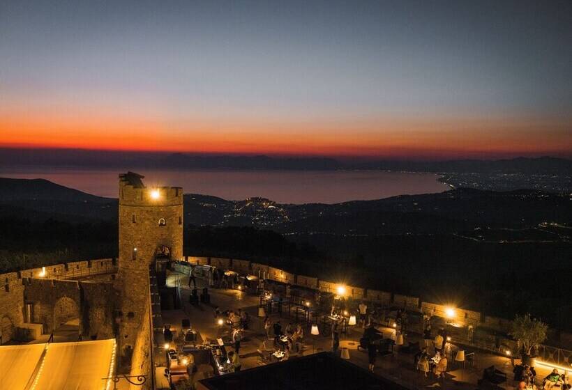 בית מלון כפרי Castello Di Rocca Cilento