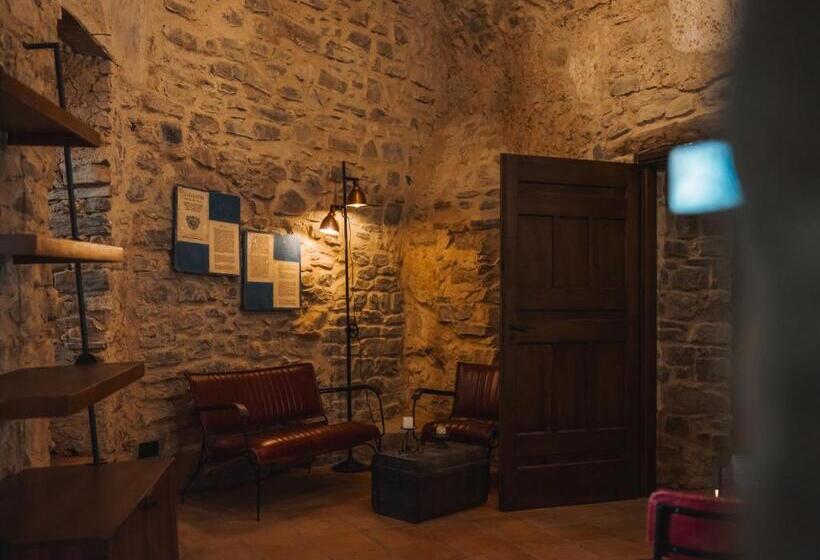 בית מלון כפרי Castello Di Rocca Cilento