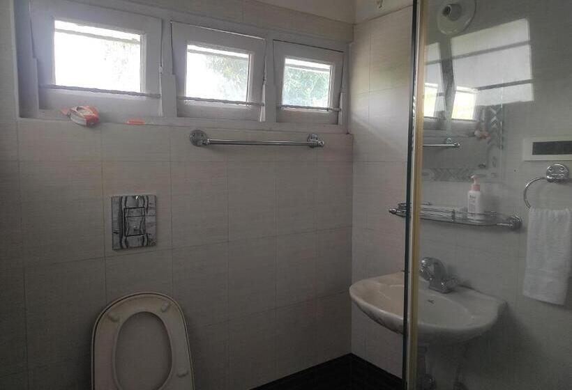 هتل Changs Resort