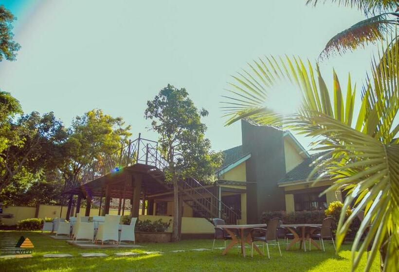هتل Cwezi By The Lake