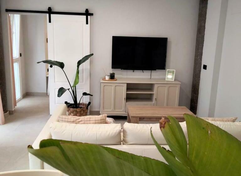 La Muralla By 7escalones