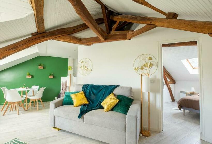 Le Marché Cosy à Vernon Giverny Claude Monet Downtown