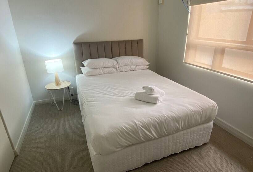 فندق على الطريق Normandie Wollongong