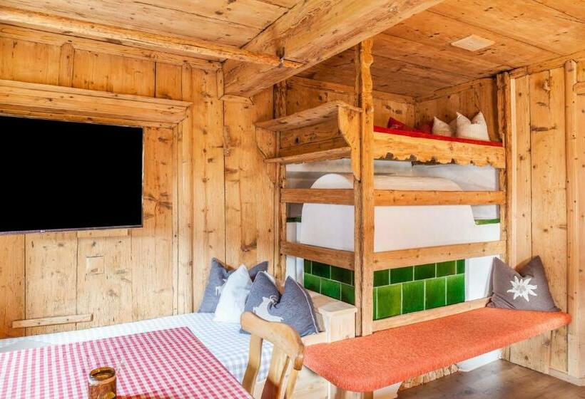 Neuhaus Alm
